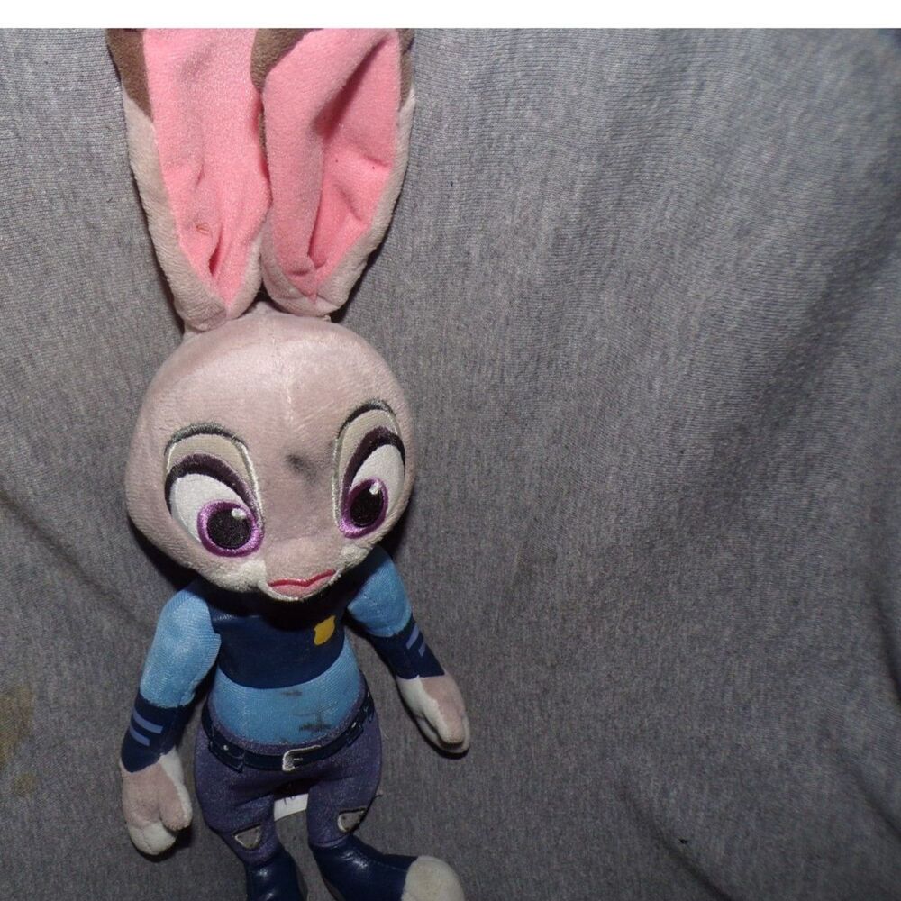 Disney Store Zootopia Officer Judy Hopps Plush Bunny Rabbit Stuffed Animal 16"